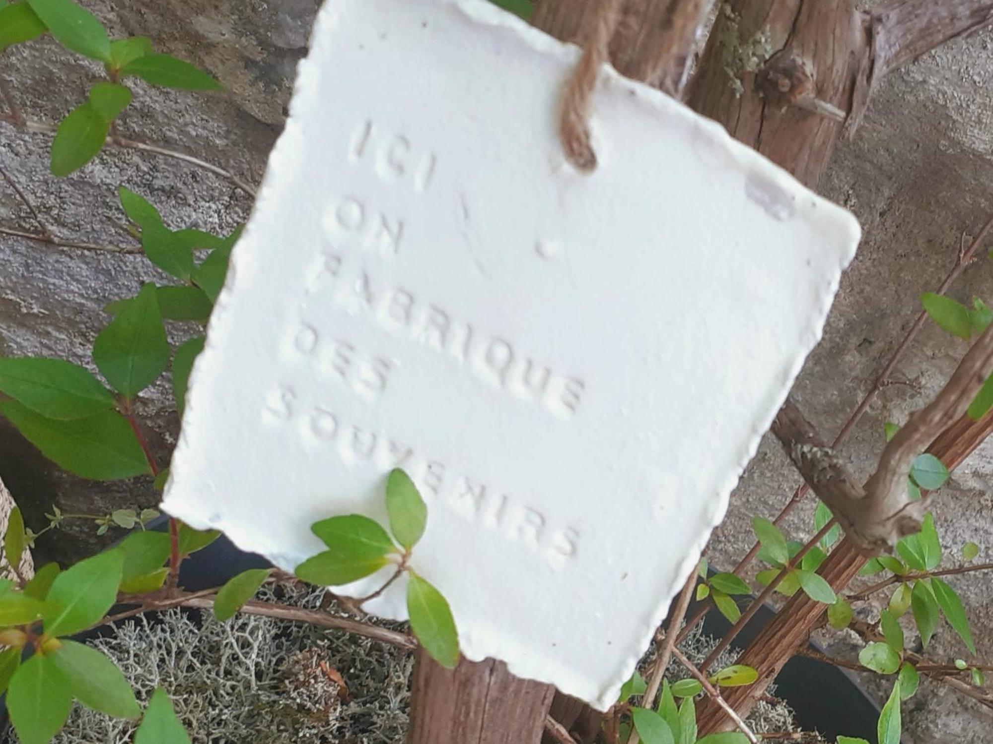SOUS LE TILLEUL à RUOMS Ngoại thất bức ảnh